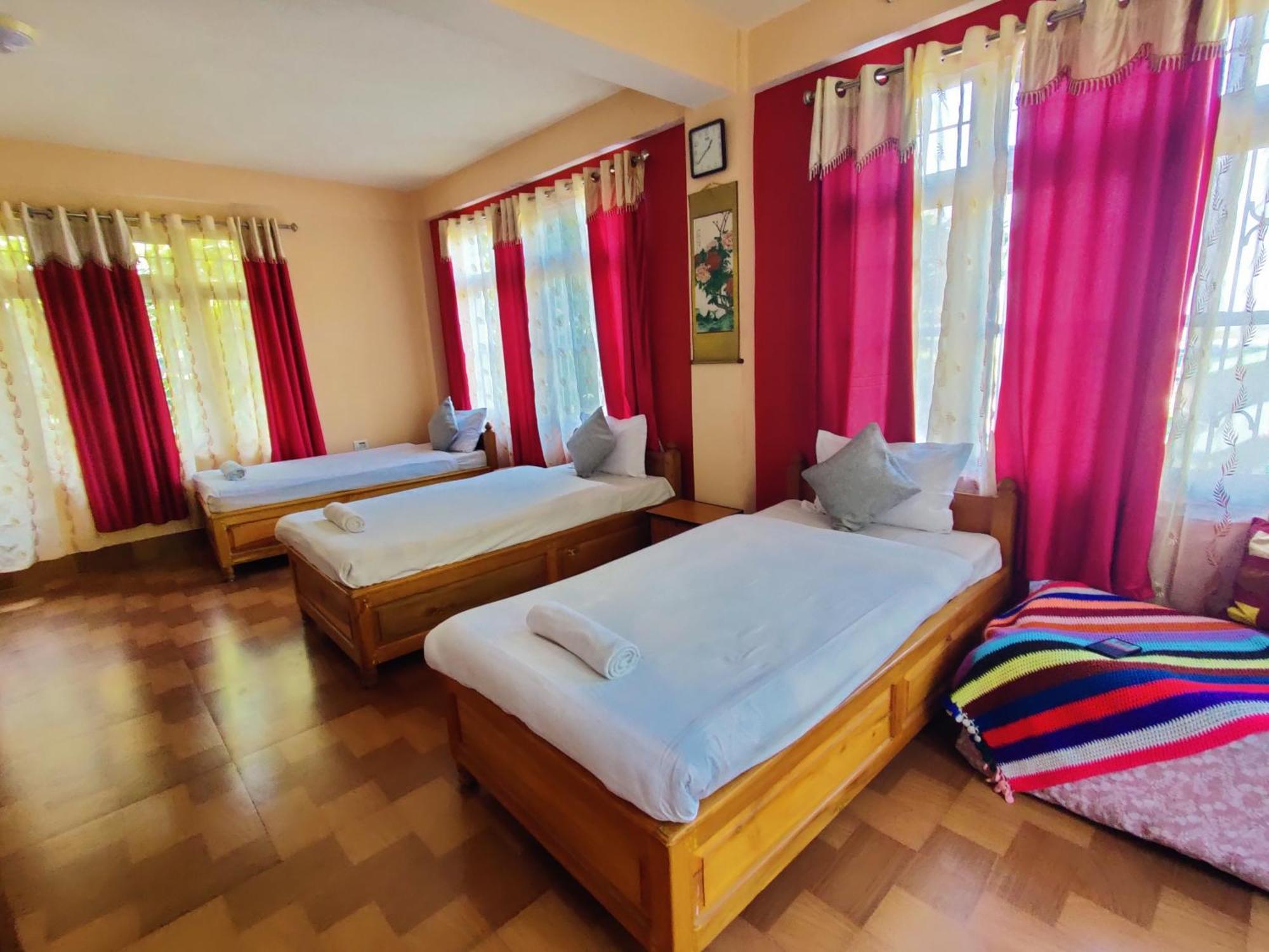 The Shire Kalimpong Hotel Bagian luar foto